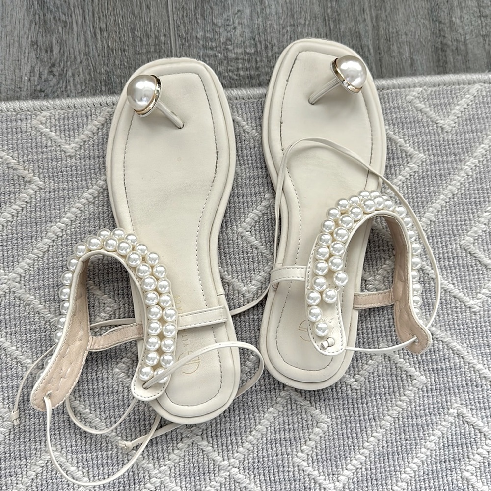 Vita Grace White and Pearl Sandals